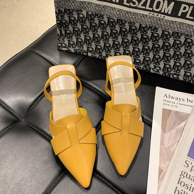 Μοντέρνα γυναικεία σανδάλια με τακούνι 5 cm