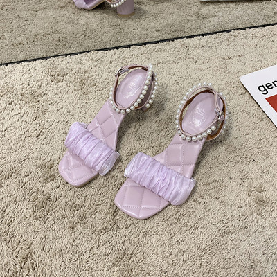 Μοντέρνα γυναικεία σανδάλια με λουράκι από πέρλες και τακούνι 8 cm