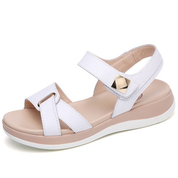 Novi model ženskih kožnih sandala sa kožnim kaiševima