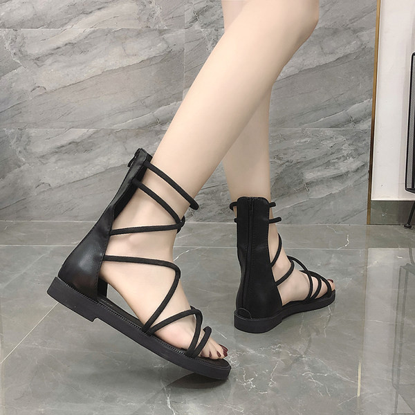 Ležerne ženske sandale s ravnim potplatom i kopčanjem na zip