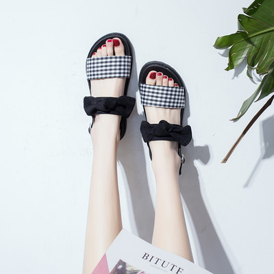 Casual γυναικεία καρό σανδάλια με βολάν