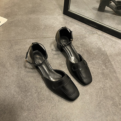 Ikdienas sieviešu ādas sandales ar zemu 5 cm papēdi