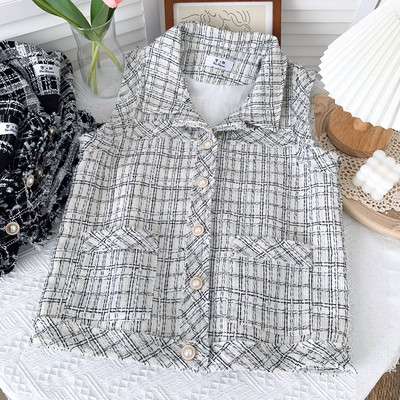 Γυναικείο γιλέκο καρό με κουμπιά και κλασικό κολάρο