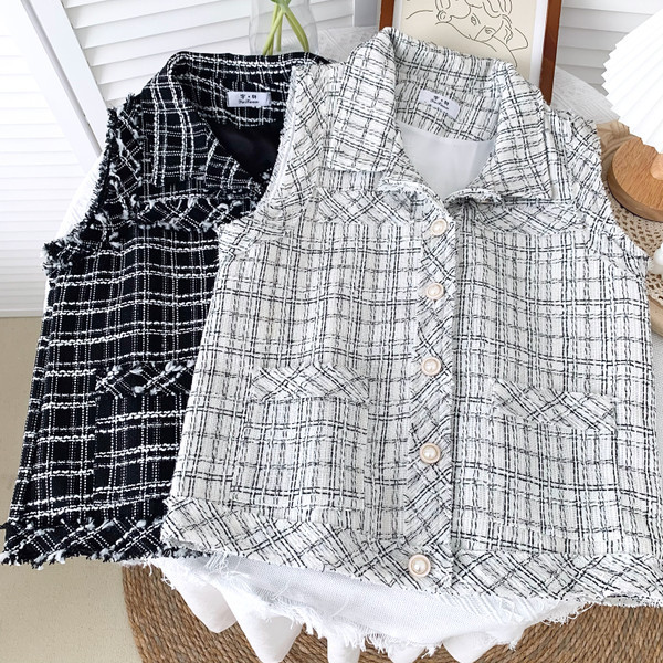 Γυναικείο γιλέκο καρό με κουμπιά και κλασικό κολάρο