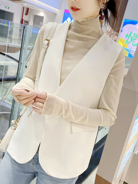 Γυναικείο κομψό γιλέκο με κουμπί και σχισμή στο πίσω μέρος