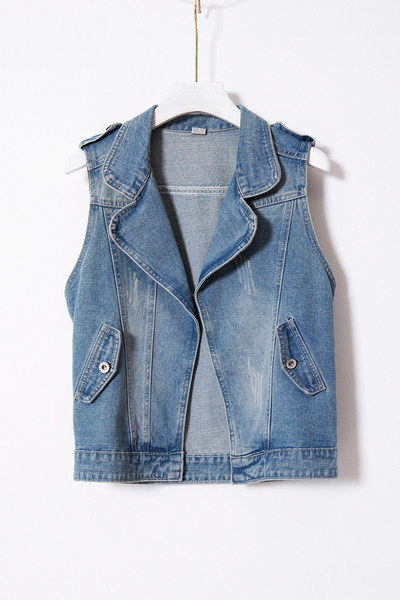 Γυναικείο γιλέκο για την άνοιξη με γιακά