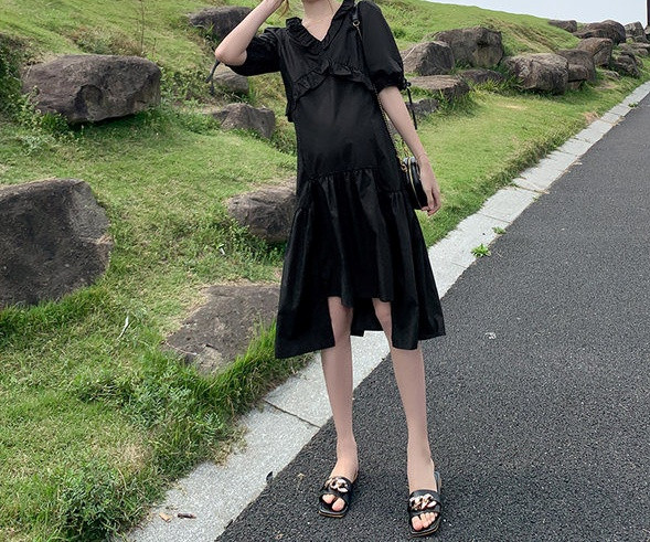 Elegantna haljina s vezama i špic izrezom za trudnice