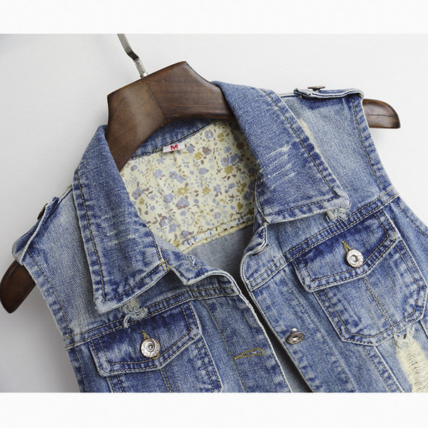 Γυναικείο γιλέκο τζιν με κλασικό κολάρο