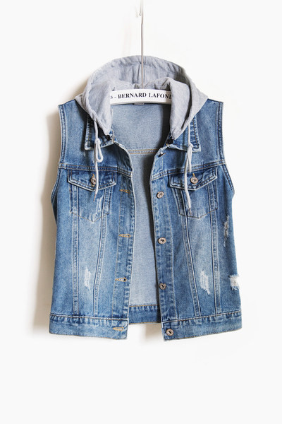 Γυναικείο γιλέκο καθημερινό με κουκούλα και κουμπιά