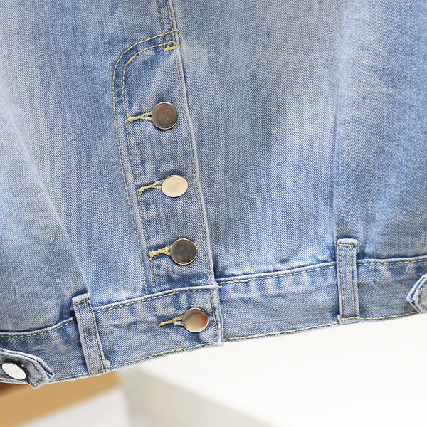 Ženski traper prsluk s kapuljačom i gumbima