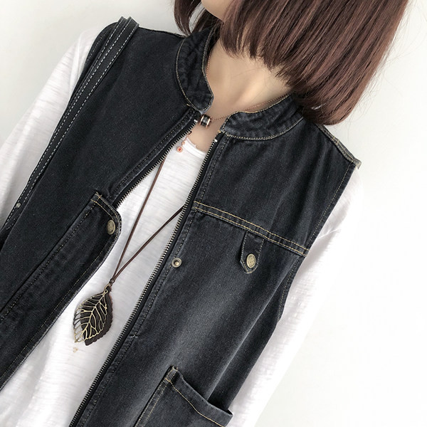 Ženski prsluk s patentnim zatvaračem u plavoj i crnoj boji