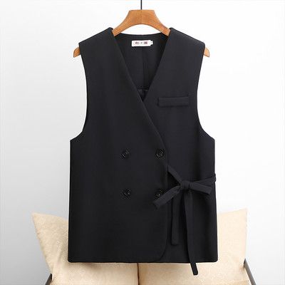 Γυναικείο γιλέκο με ασύμμετρη στερέωση