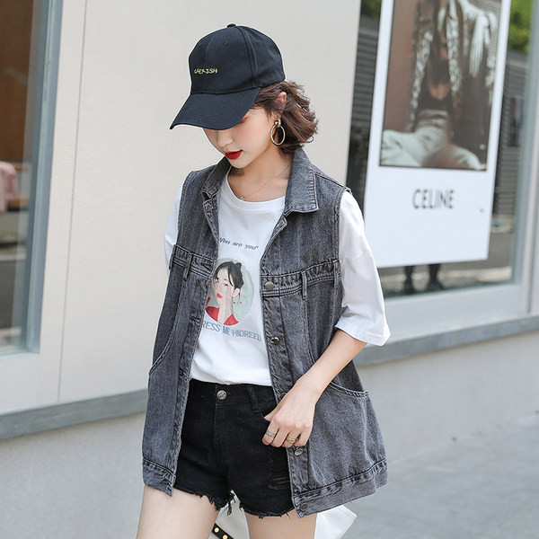 Ženski dugi traper prsluk s gumbima i aplikacijama na leđima