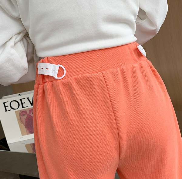 Moderne ženske sportske hlače za trudnice