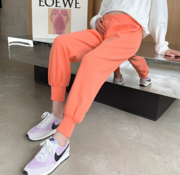 Moderne ženske sportske hlače za trudnice