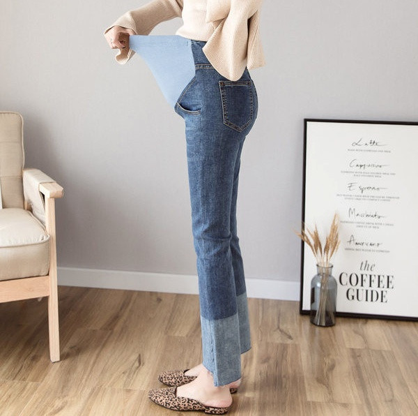 Κομψά γυναικεία τζιν ίσιο μοντέλο για έγκυες γυναίκες