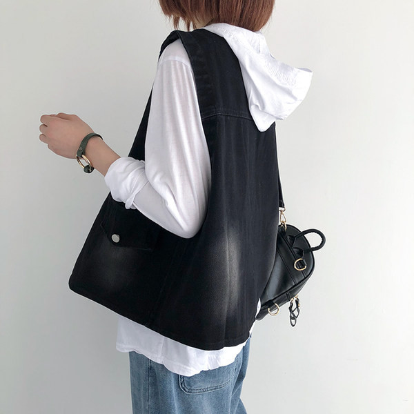 Γυναικείο casual τζιν γιλέκο με ντεκολτέ 