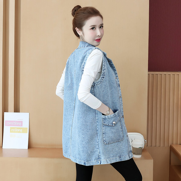 Sieviešu ikdienas gara veste ar pogām un kabatām