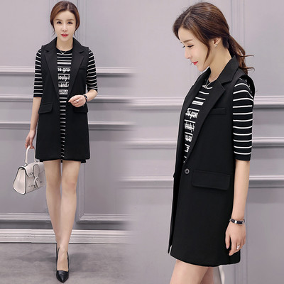 Široki model ženskog prsluka sa džepovima