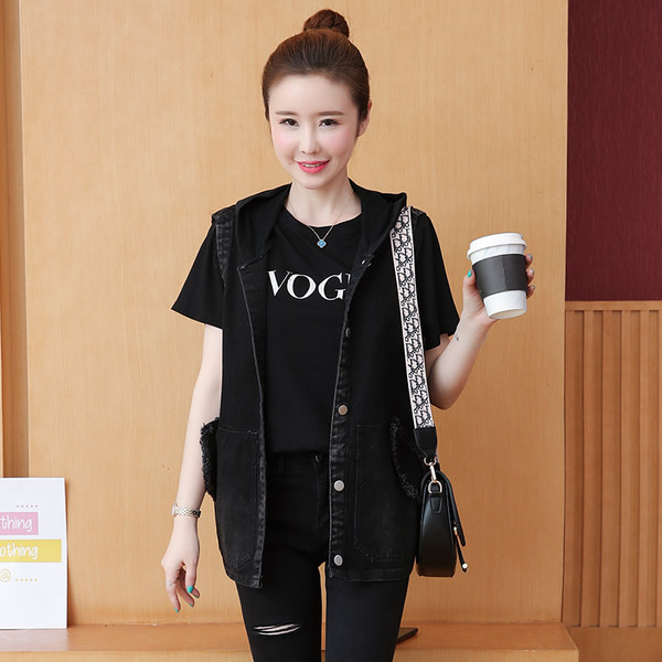 Γυναικείο γιλέκο με κουμπιά και επιγραφή - φαρδύ μοντέλο