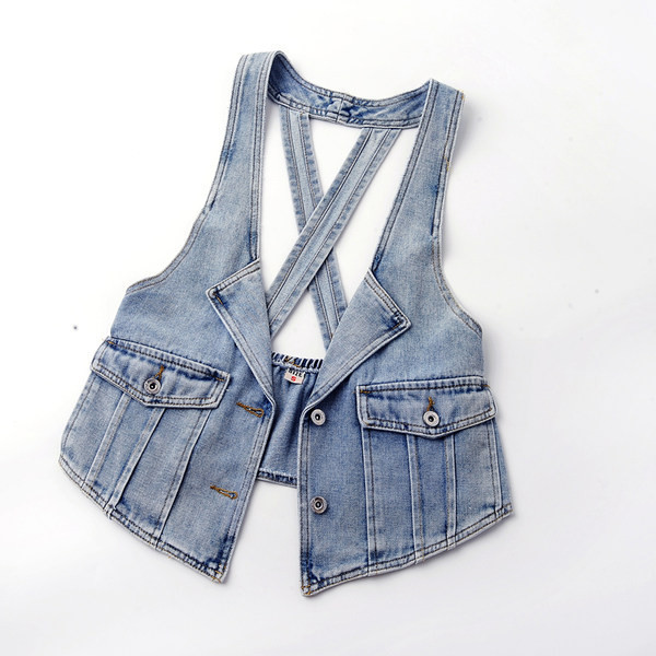Γυναικείο γιλέκο τζιν με μπλε χρώμα με κουμπιά