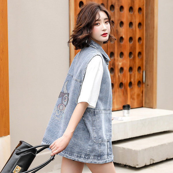 Ženski dugi prsluk s aplikacijom i kamenčićima na leđima