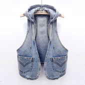 Γυναικείο γιλέκο τζιν με κουκούλα σε μπλε χρώμα