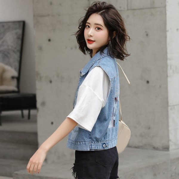 Ženski traper prsluk s aplikacijom na leđima