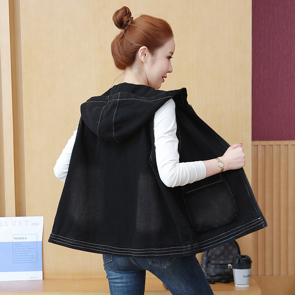 Γιλέκο τζιν φαρδύ μοντέλο με φερμουάρ και μεγάλες τσέπες