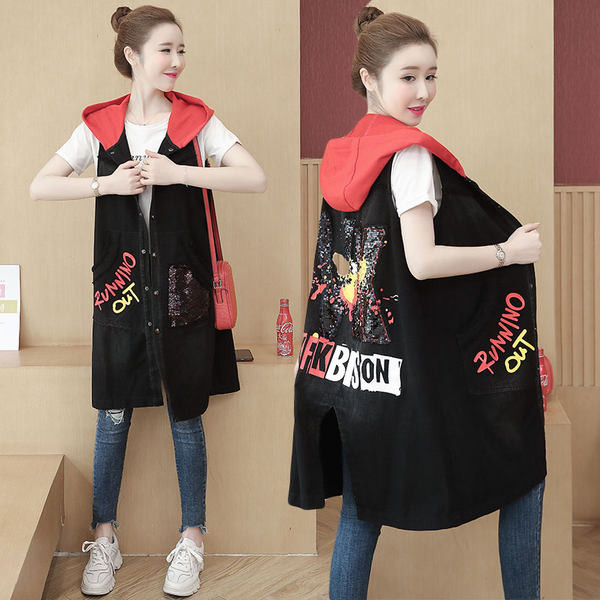 Μακρύ γιλέκο με έγχρωμη εκτύπωση και κουκούλα