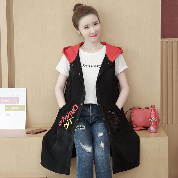 Μακρύ γιλέκο με έγχρωμη εκτύπωση και κουκούλα