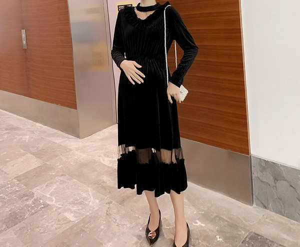 Κομψό μακρύ φόρεμα με μακριά μανίκια για έγκυες γυναίκες