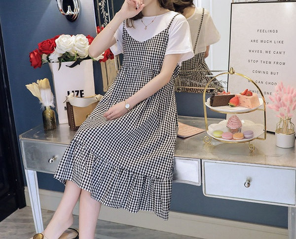 Μοντέρνο καρό μακρύ φόρεμα για έγκυες γυναίκες