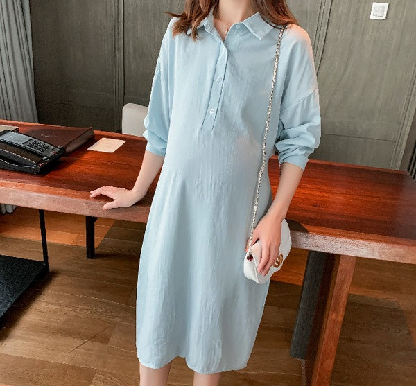 Μακρύ τοπικό φόρεμα με κουμπιά για έγκυες γυναίκες