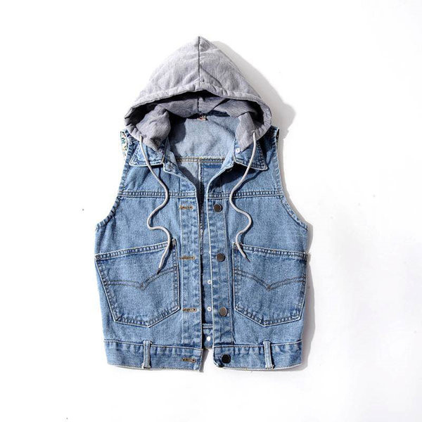 Kratki traper prsluk s kapuljačom i gumbima