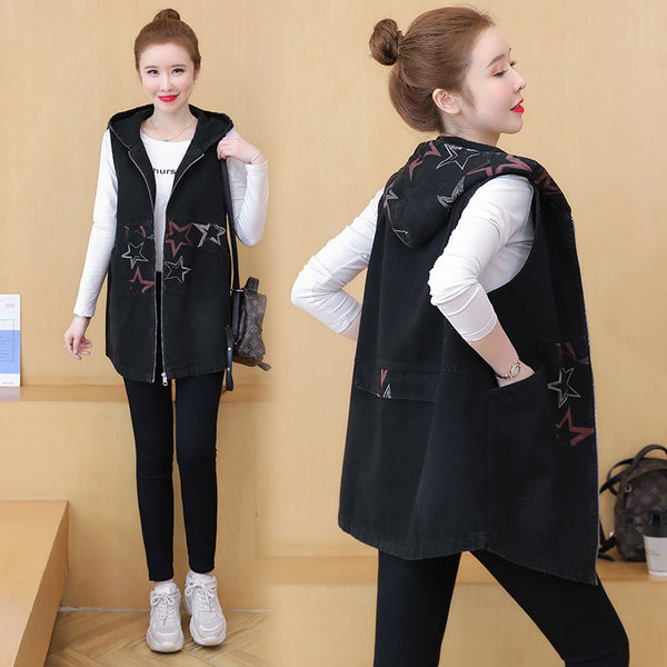 Γυναικείο καθημερινό μαύρο γιλέκο με κουκούλα και φερμουάρ