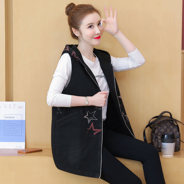 Γυναικείο καθημερινό μαύρο γιλέκο με κουκούλα και φερμουάρ