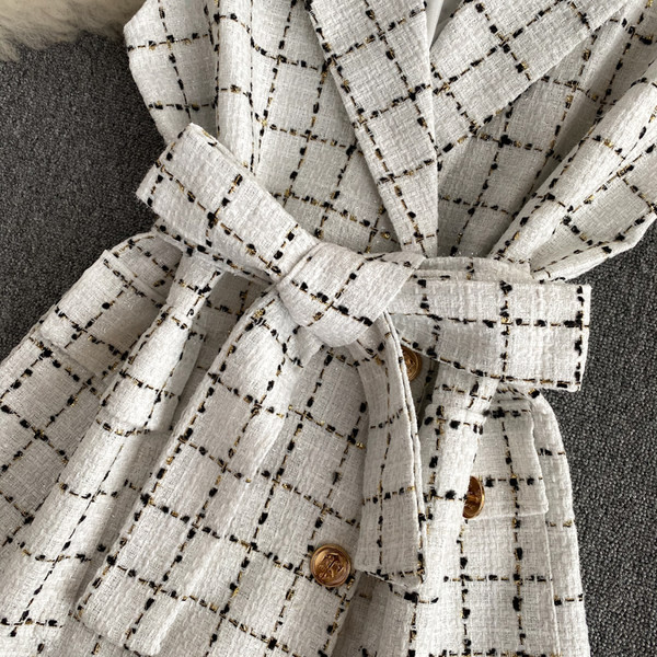 Γυναικείο καρό γιλέκο με ζώνη στη μέση