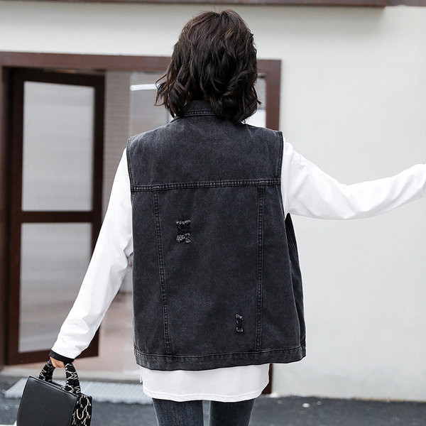 Ženski casual prsluk s džepovima i gumbima u crnoj boji