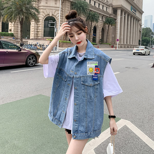 Καθημερινή γυναικεία φαρδιά γιλέκο με απλικέ