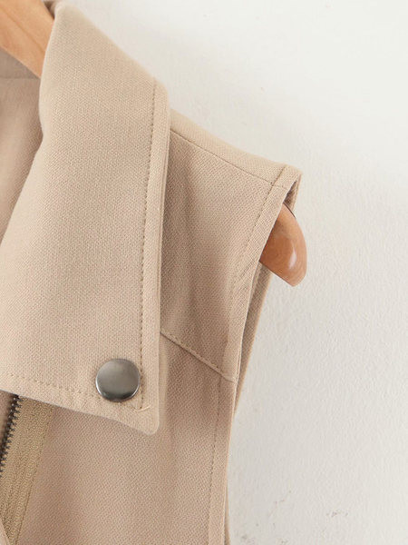 Γυναικείο γιλέκο με ασύμμετρη στερέωση