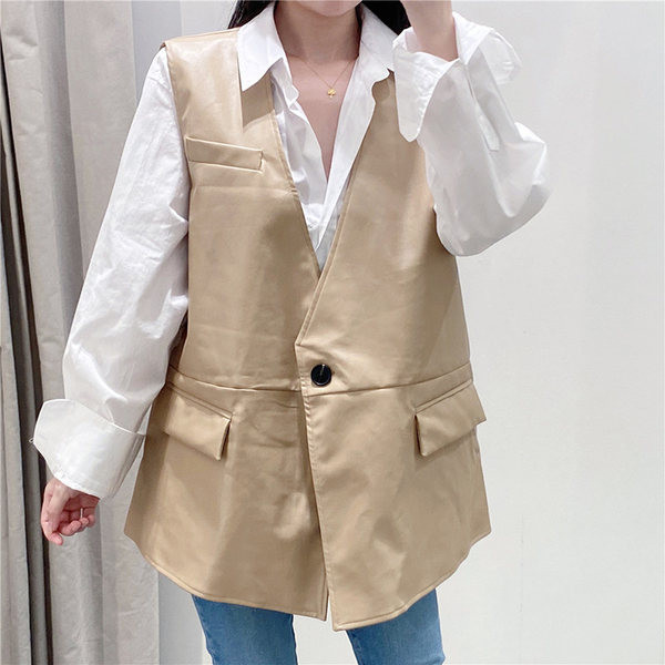 Γιλέκο από μοντέρνο γυναικείο από έκο δέρμα με τσέπες