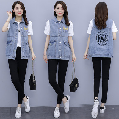 Γυναικείο γιλέκο τζιν με κουμπιά και επιγραφές