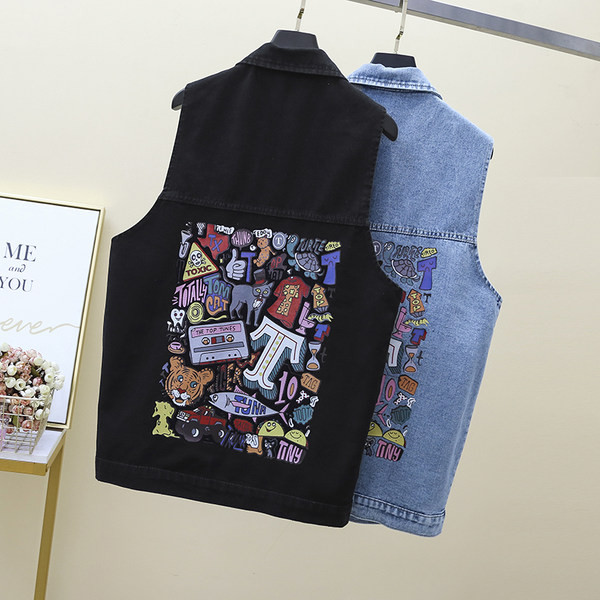 Γυναικείο γιλέκο με κουμπιά και εκτύπωση