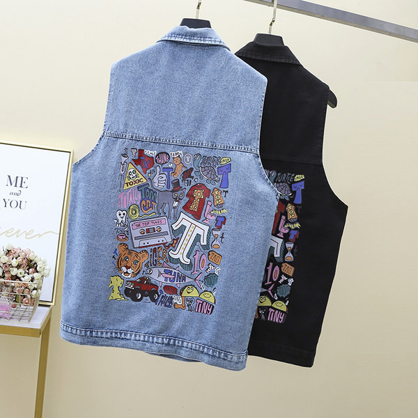 Γυναικείο γιλέκο με κουμπιά και εκτύπωση