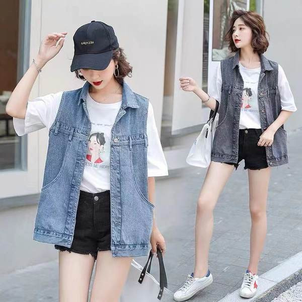 Γυναικείο γιλέκο τζιν με κλασικό κολάρο και τσέπες