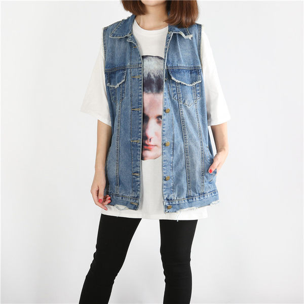 Ženski dugi prsluk s džepovima i gumbima