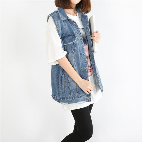 Ženski dugi prsluk s džepovima i gumbima