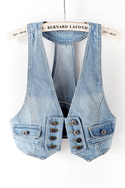 Κοντό γυναικείο γιλέκο τζιν με μπλε κουμπιά