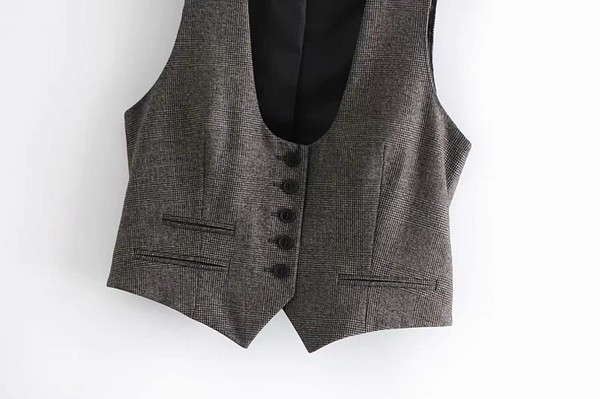 Proljetno-jesenski model prsluka s gumbima